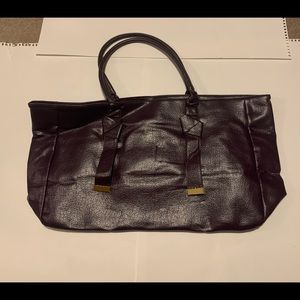 Oversized shoulder bag